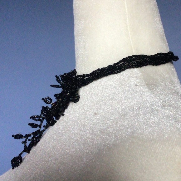 Stunning Black Beaded Vine Choker Necklace - Picture 2 of 12